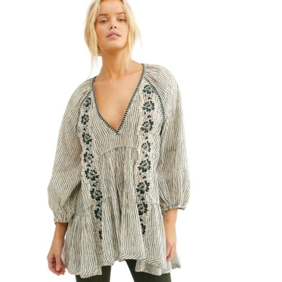 Free People Tops - FREE People Another Special Tunic V-Neck Long Sleeve Top Striped Small